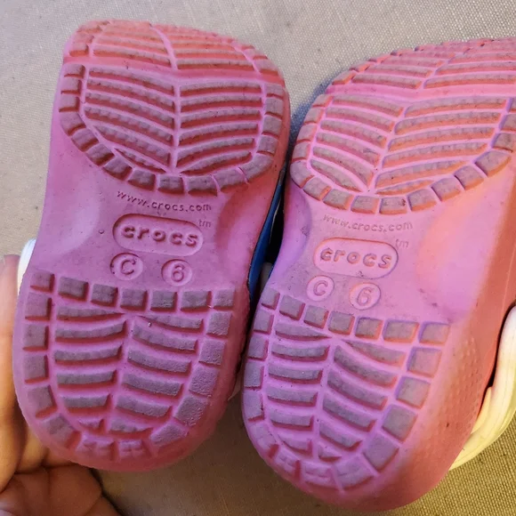 Paw Patrol Crocs Pink Size 6c - Picture 5 of 6